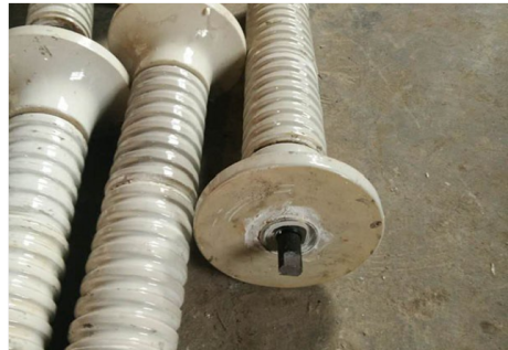 Ceramic idler roller for belt conveyor system