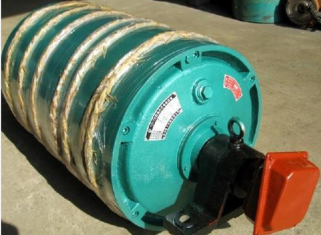 Motorized pulley with rubber lagging for belt conveyor drive